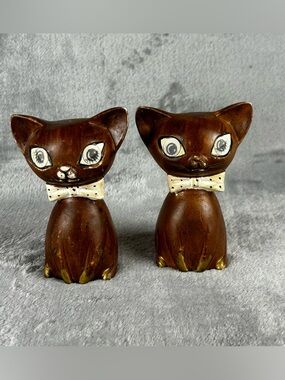 Vintage Siamese Cat Salt & Pepper Shakers LEGO Japan MCM Brown Winking Eyes